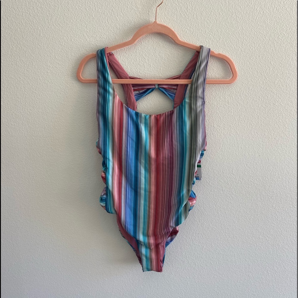 Bathing suite